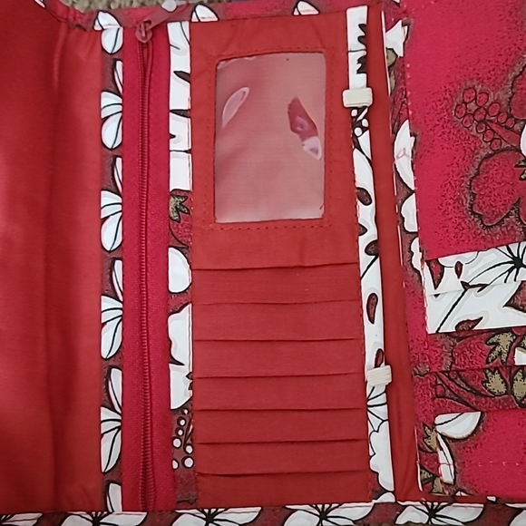 NWT! Max imports Hawaiian floral wallet, 4.5"x7.5"x1", red - Picture 5 of 7